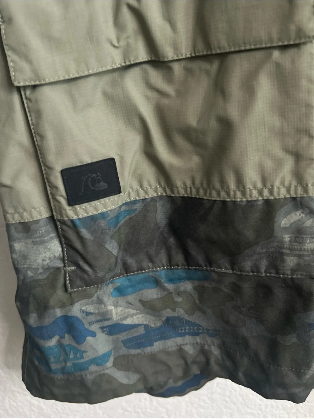 Quiksilver Olive Green Hooded Ski Jacket with Camo Hem